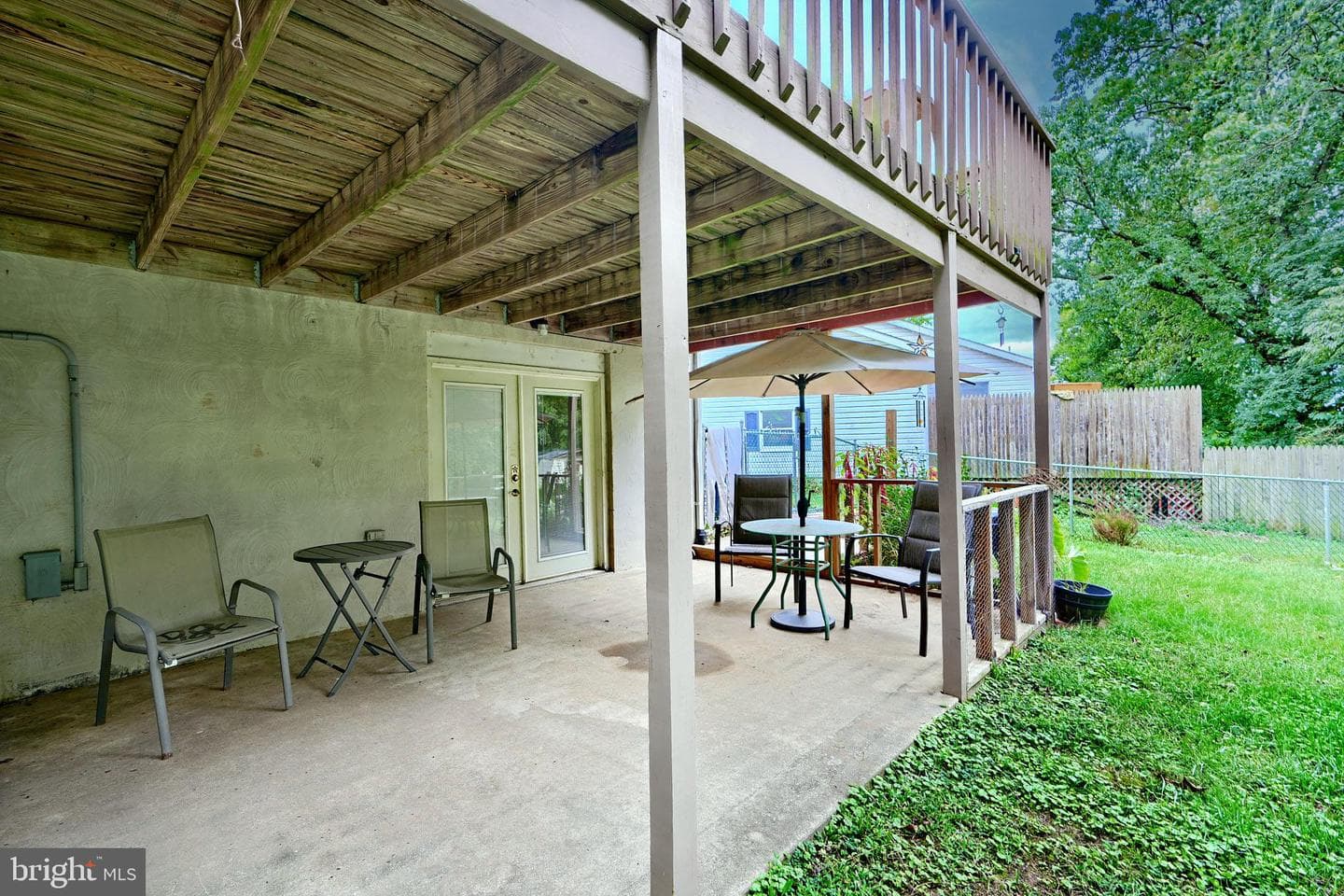 211 Bruce Court photo 44