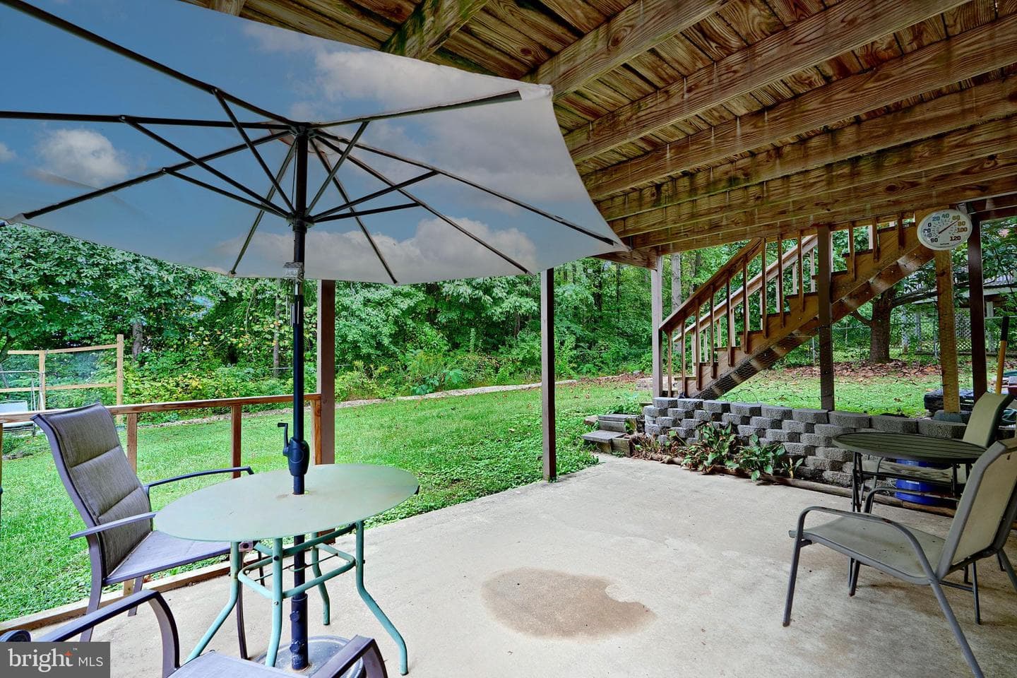 211 Bruce Court photo 45