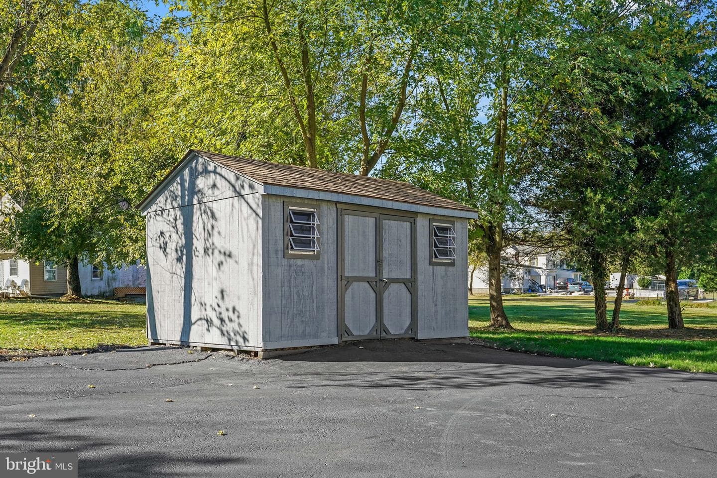 927 Elk Mills Road photo 4