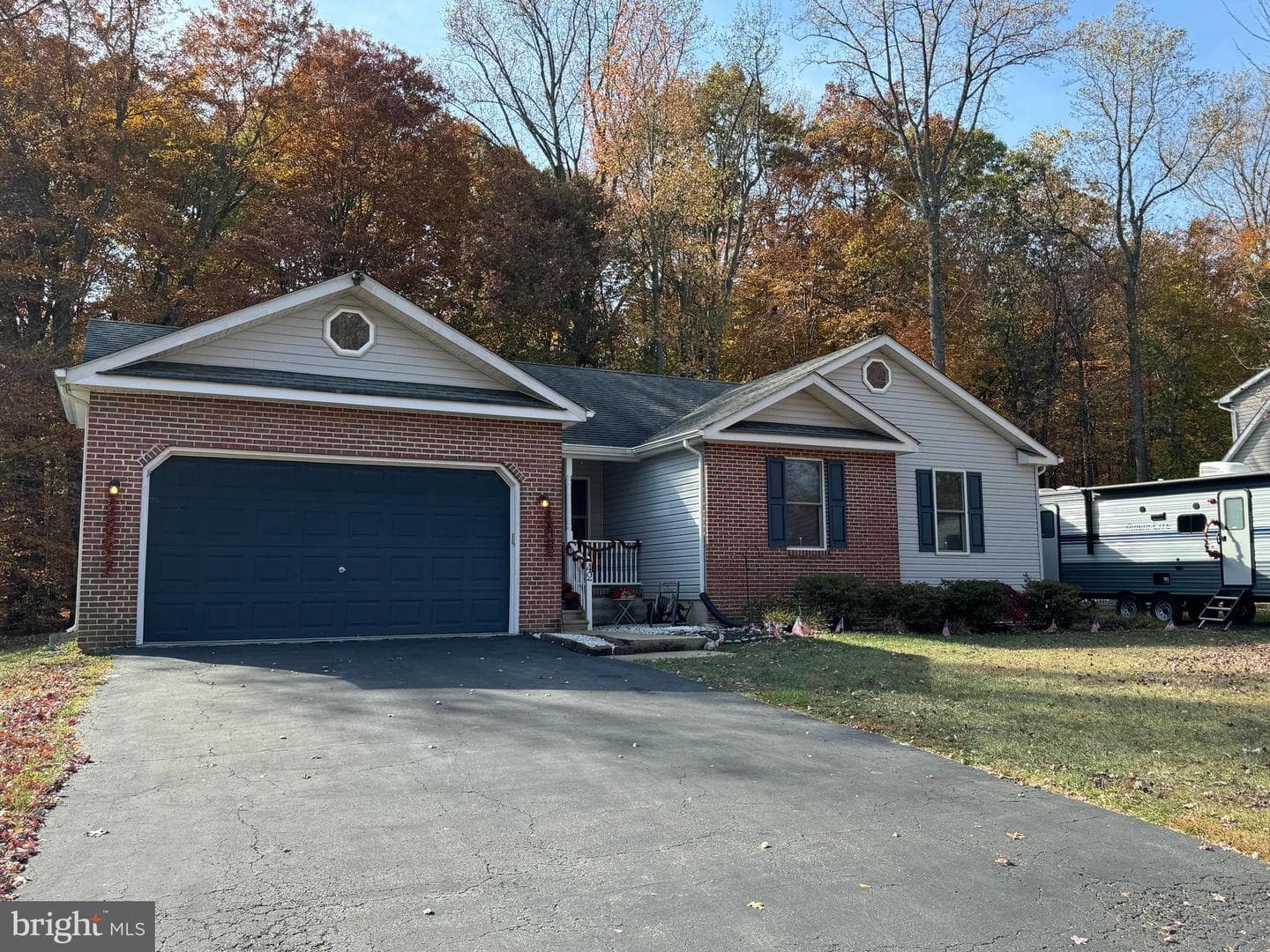 42 Meadow Drive photo 2