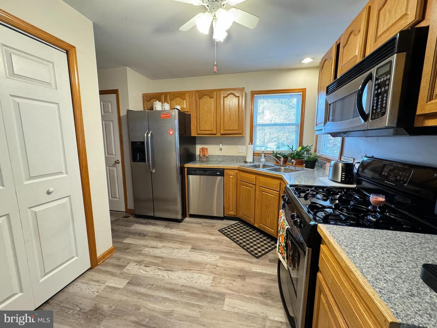 42 Meadow Drive photo 8
