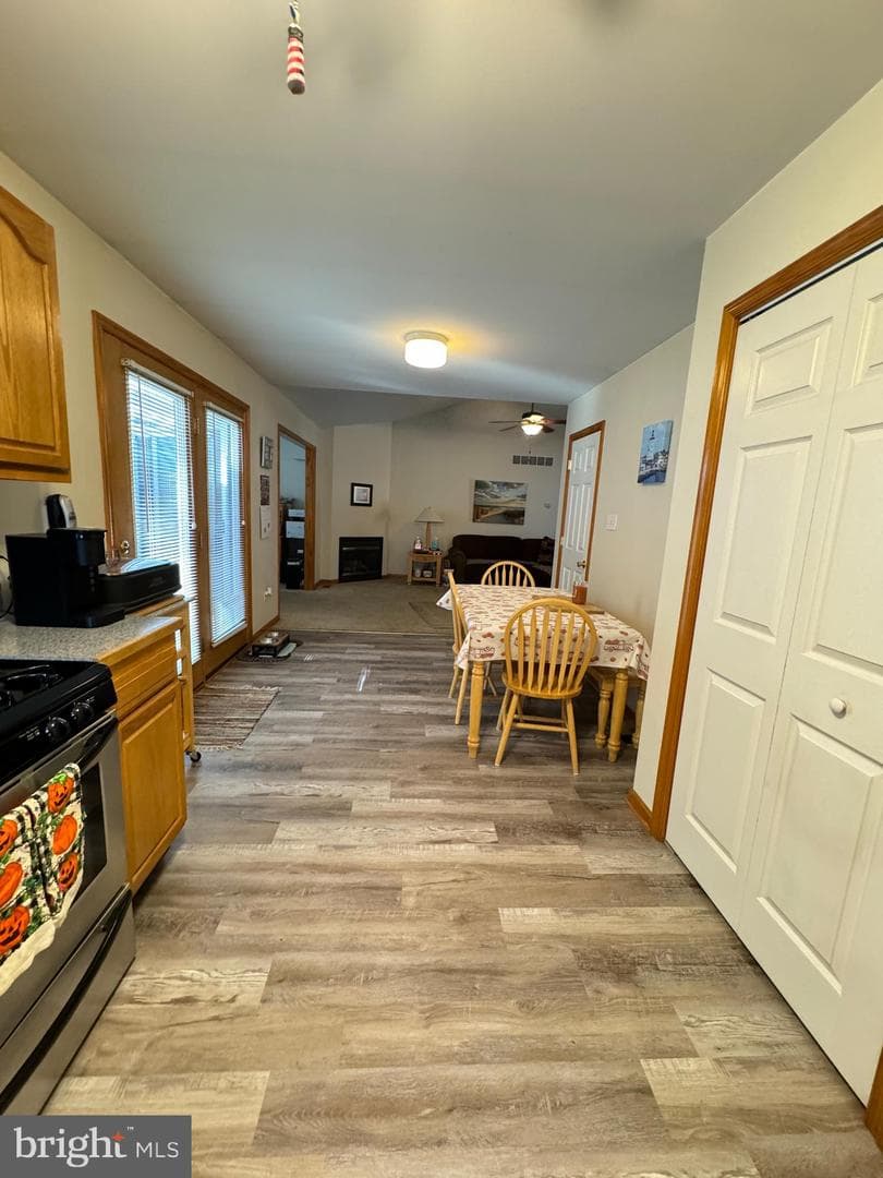 42 Meadow Drive photo 9