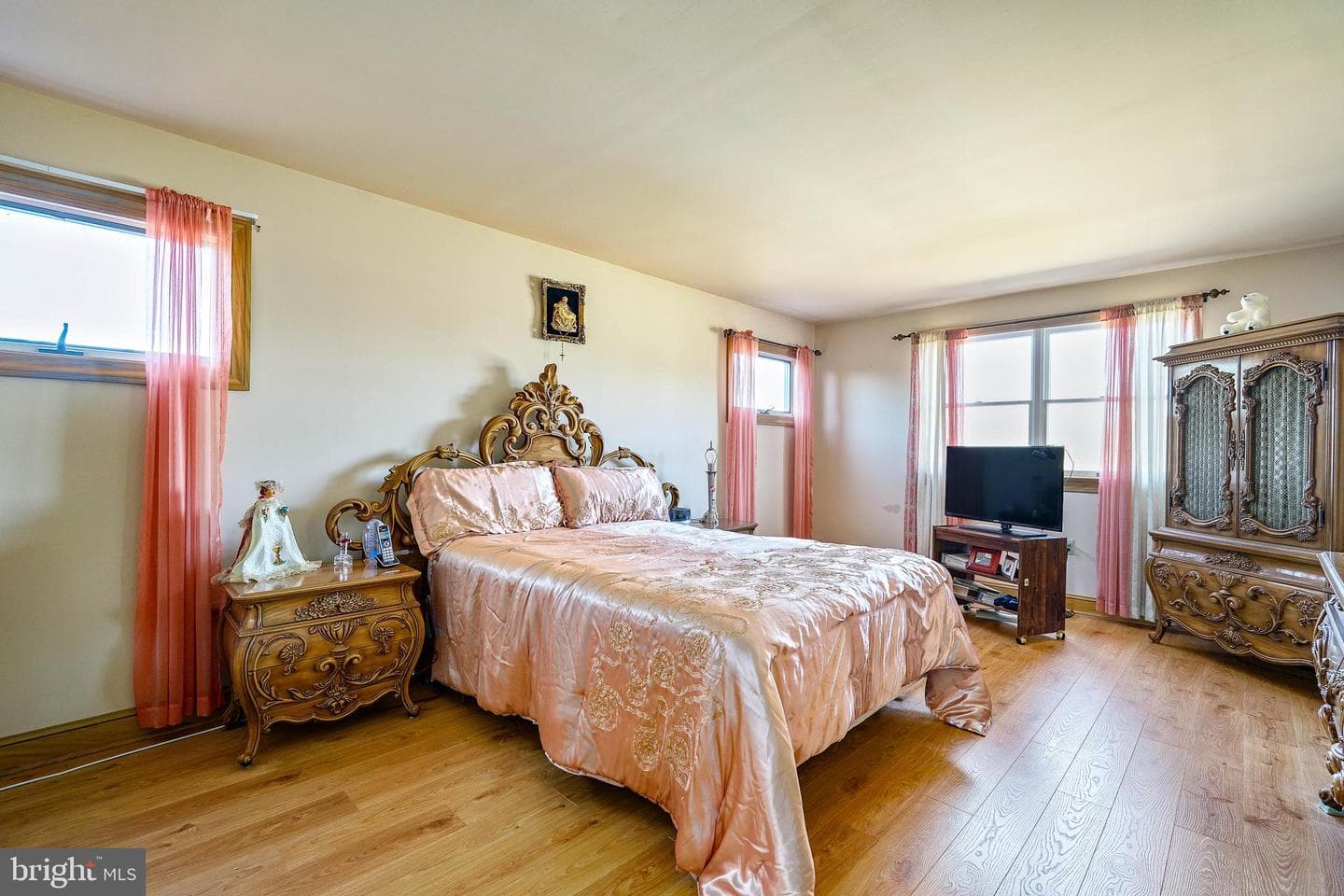 54 Gina Lane photo 15