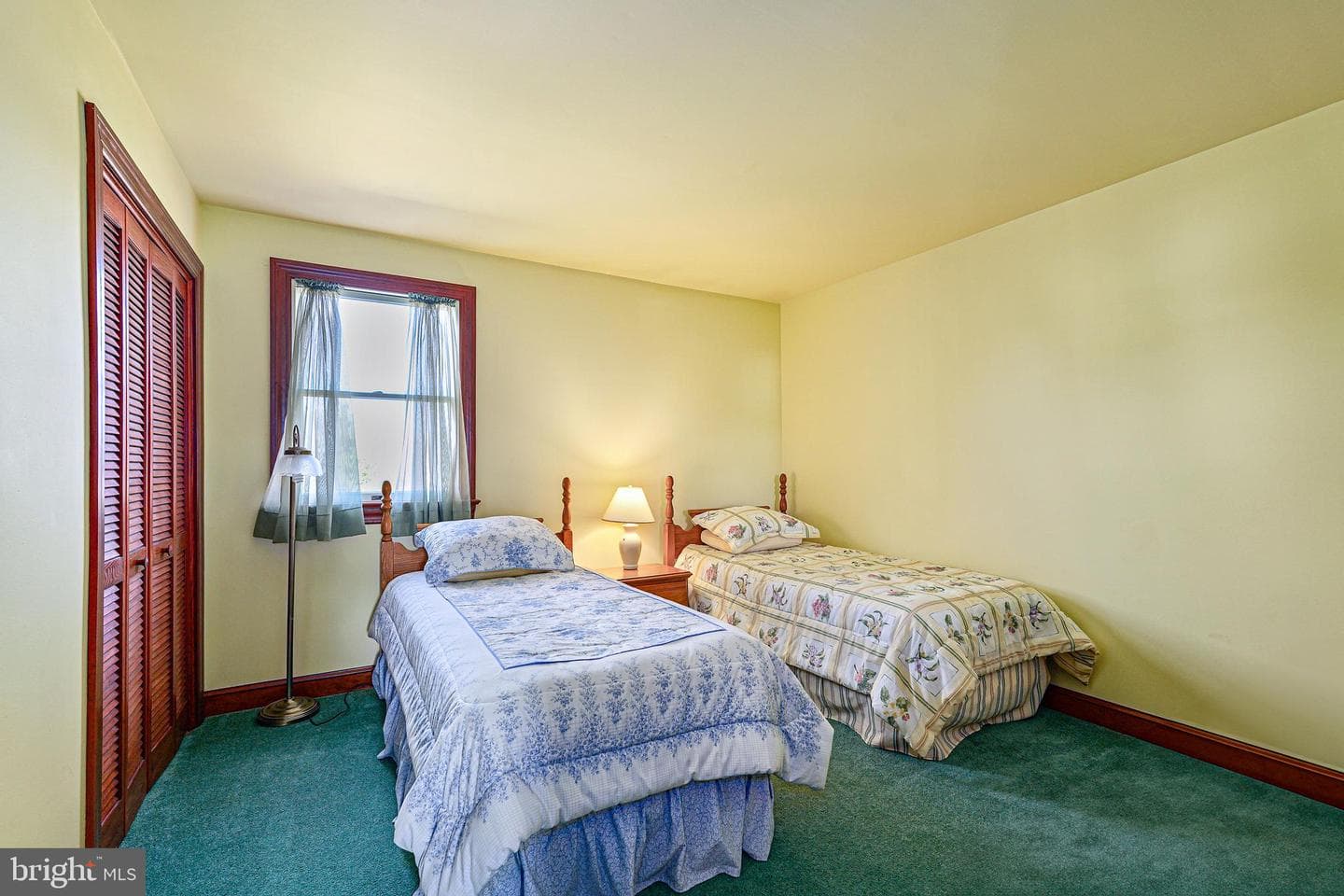 54 Gina Lane photo 17