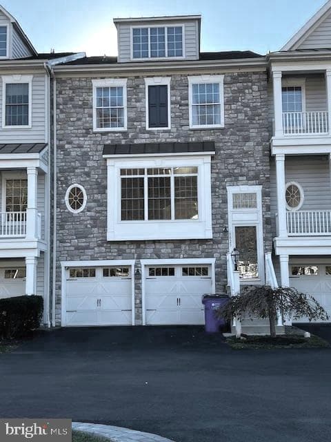 1023 Rowland Drive photo 10