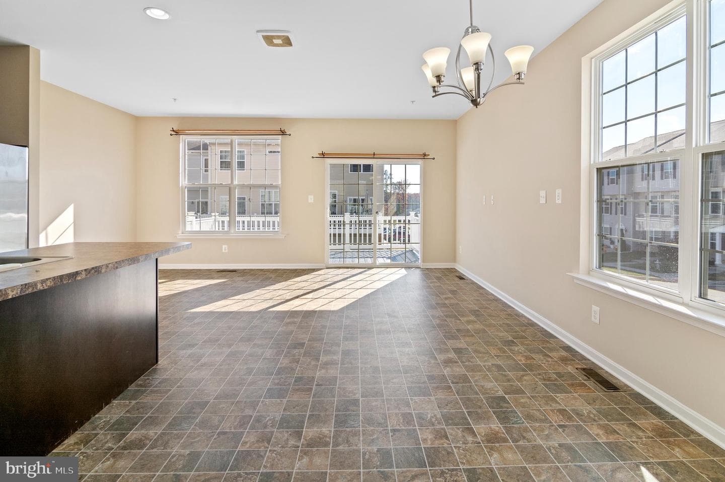 460 Claiborne Road photo 15