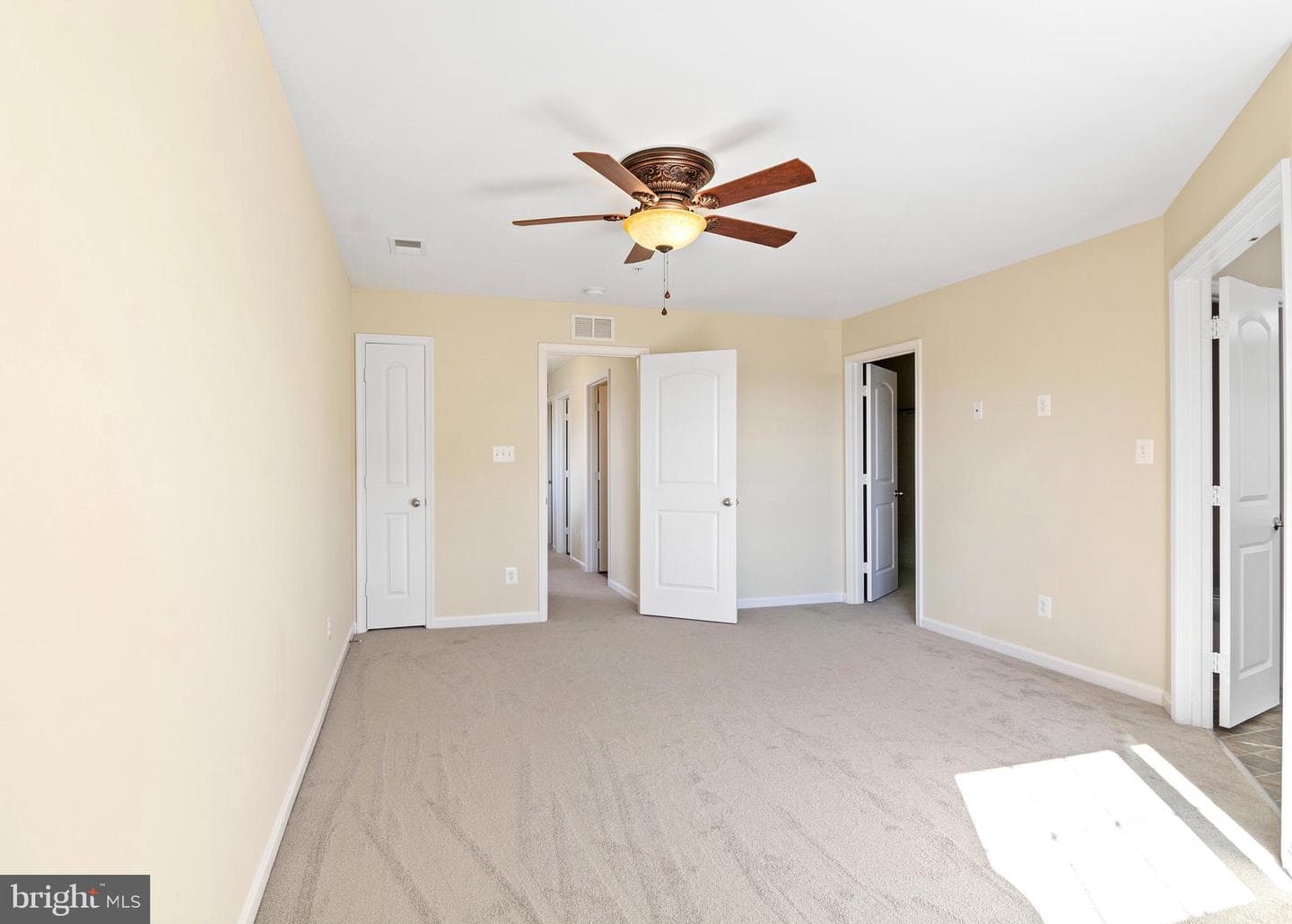 460 Claiborne Road photo 24