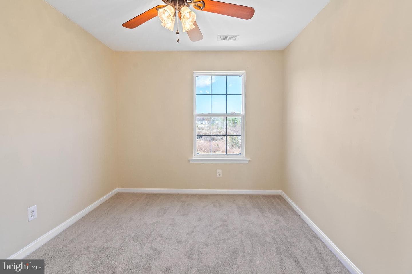 460 Claiborne Road photo 33