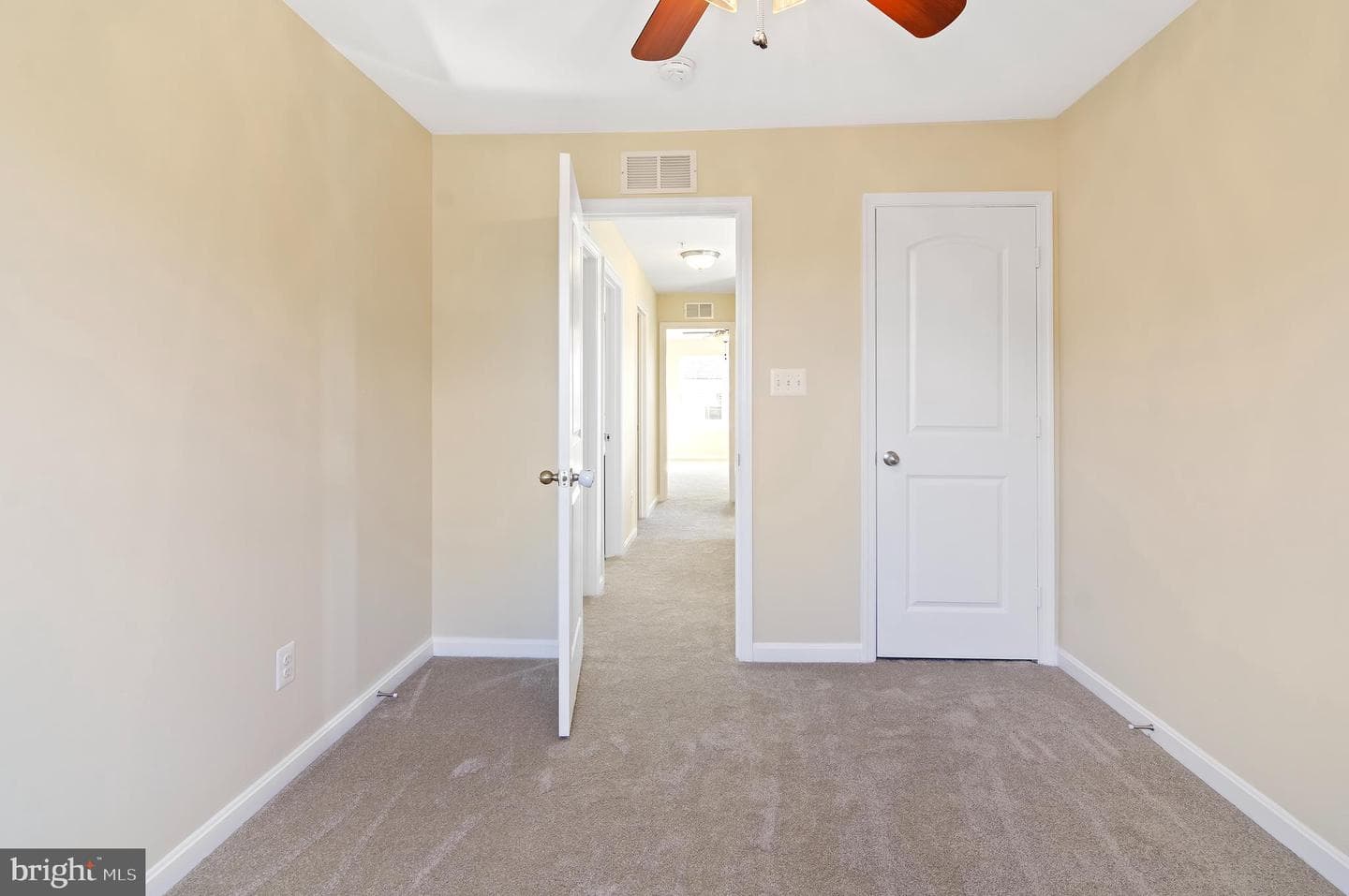 460 Claiborne Road photo 34