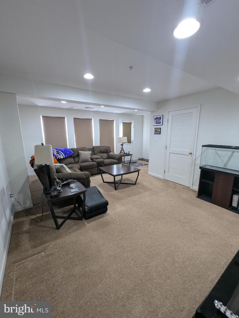 9 Merion Circle photo 31