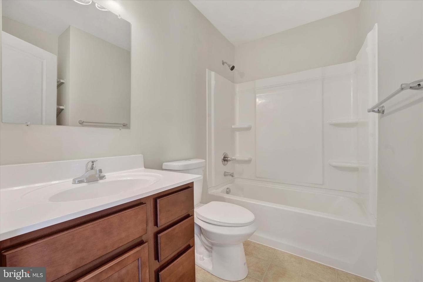 8 Karina Court photo 19