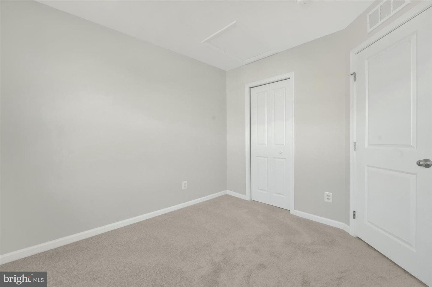 8 Karina Court photo 21