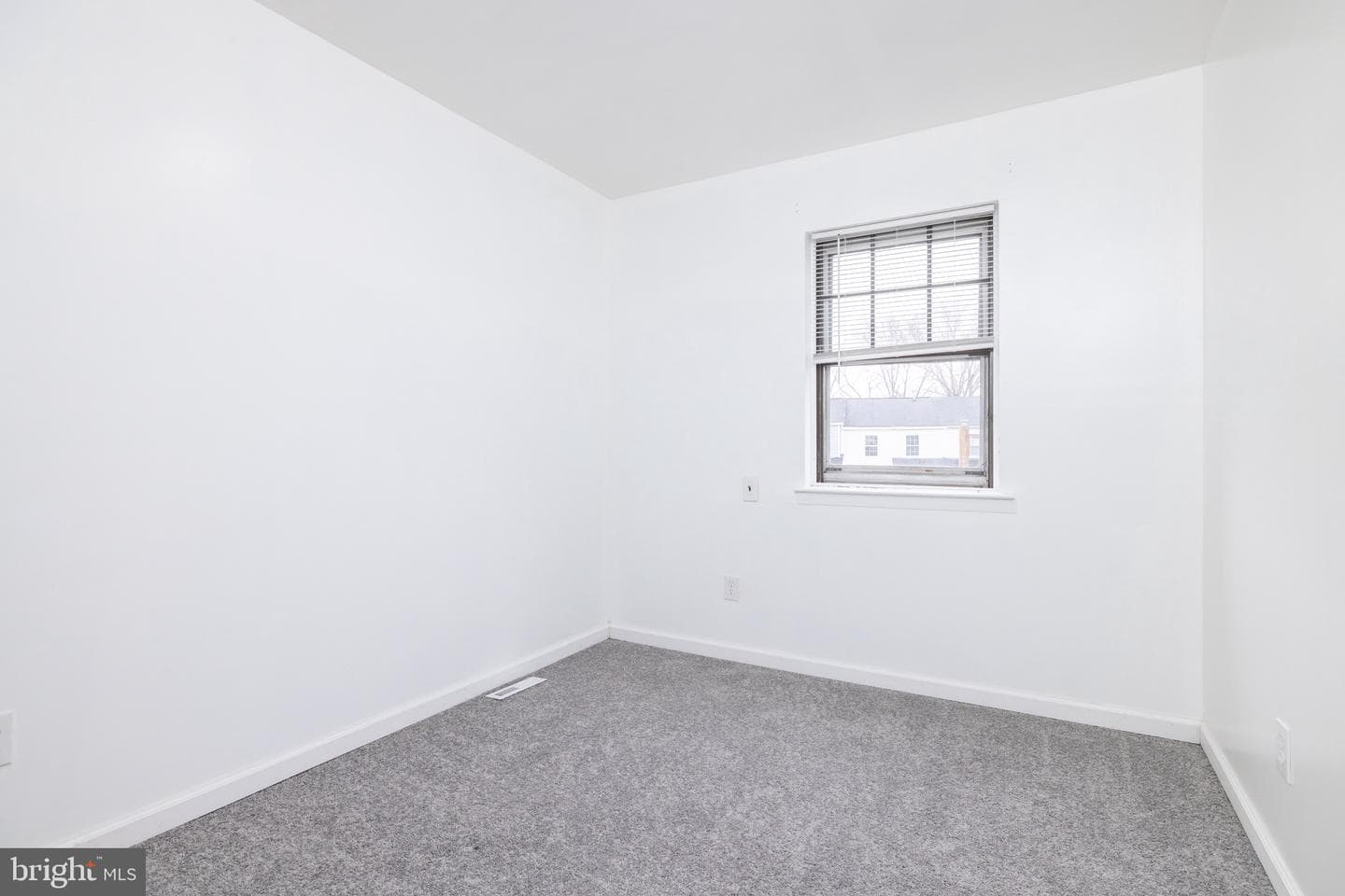 431 Willow Drive photo 15