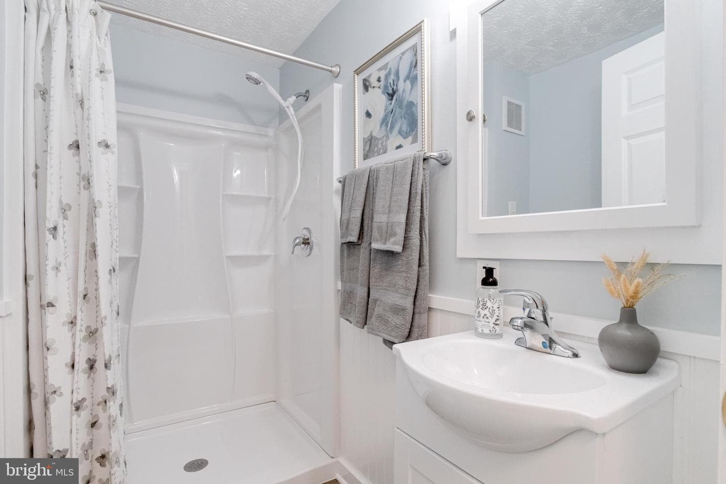 409 Baltimore Street photo 19