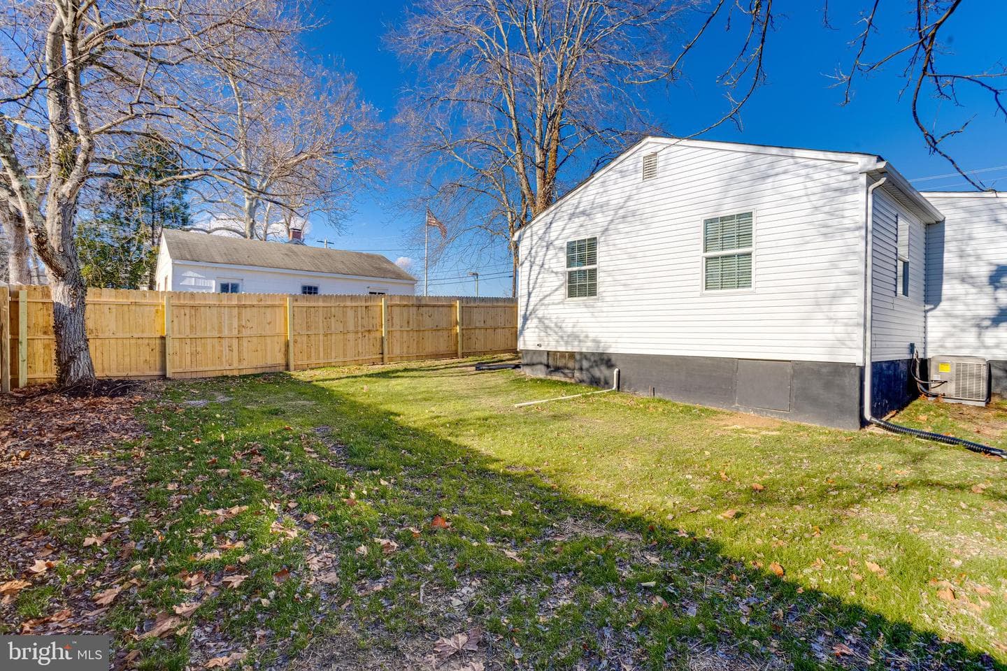 409 Baltimore Street photo 26