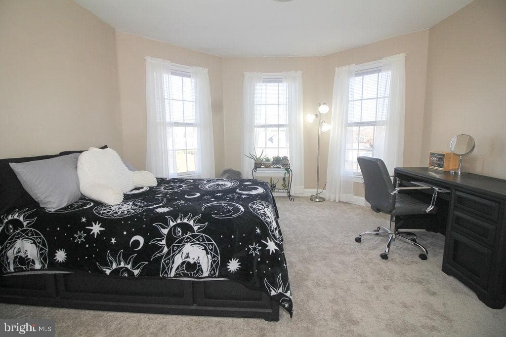 124 Maryland Drive photo 30