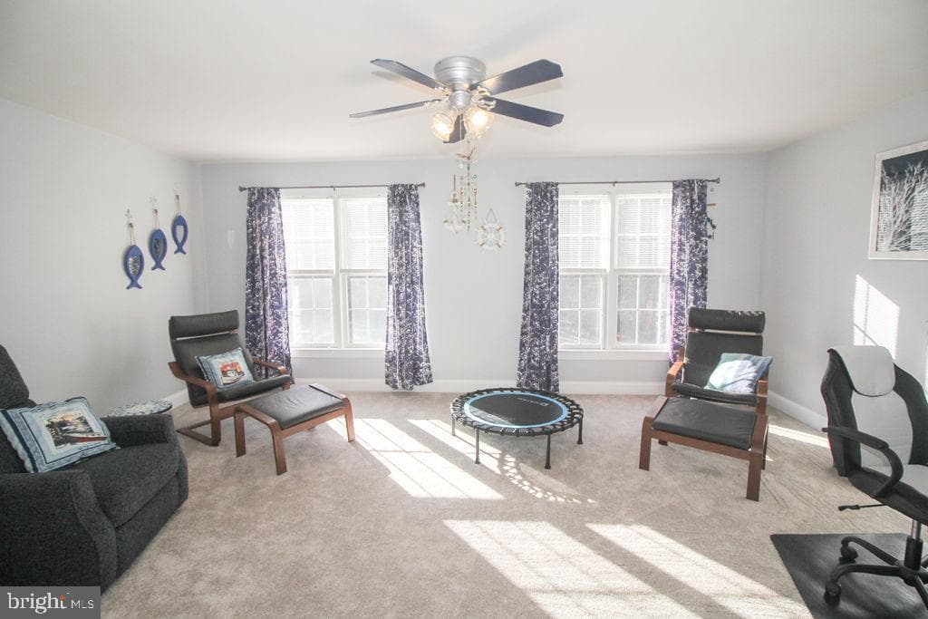 124 Maryland Drive photo 36