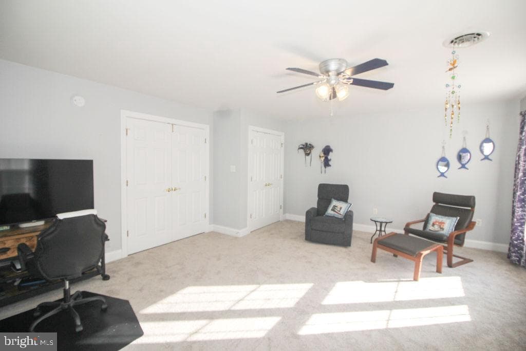 124 Maryland Drive photo 38