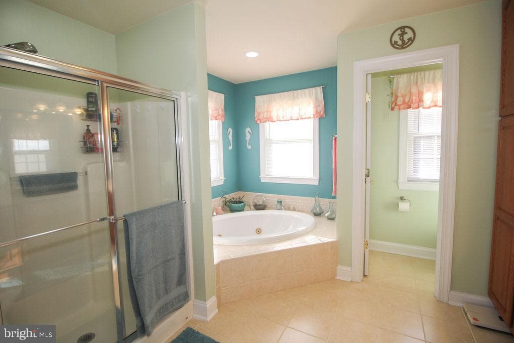 124 Maryland Drive photo 44