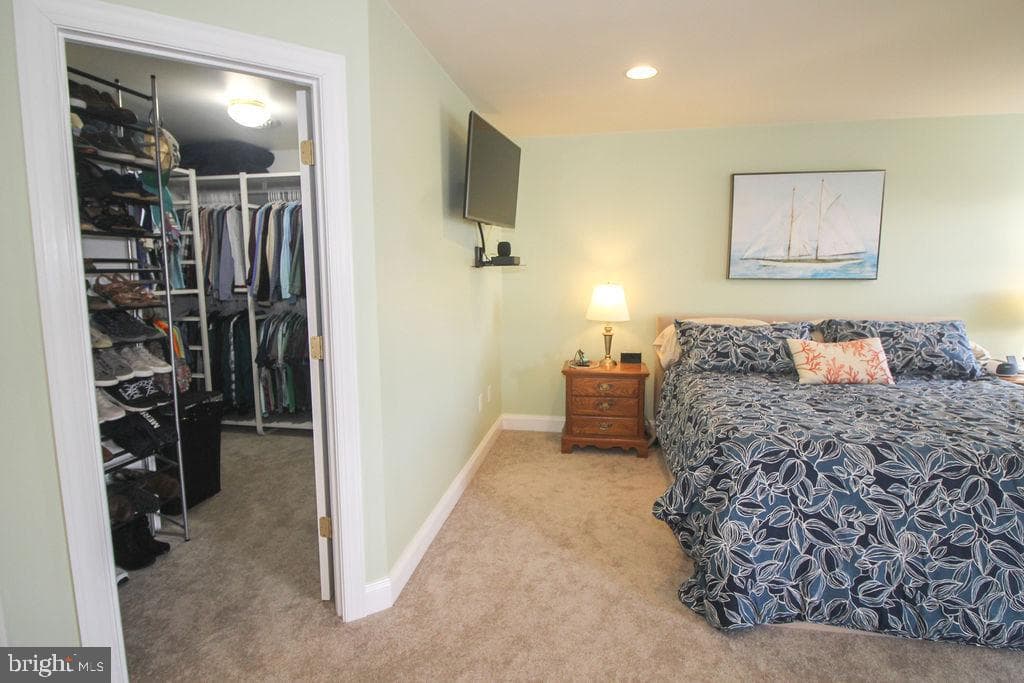 124 Maryland Drive photo 49