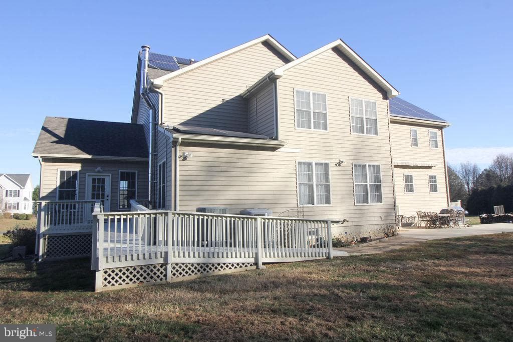 124 Maryland Drive photo 8