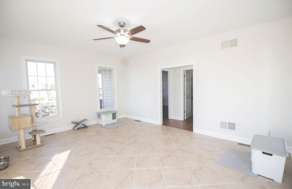 124 Maryland Drive photo 82