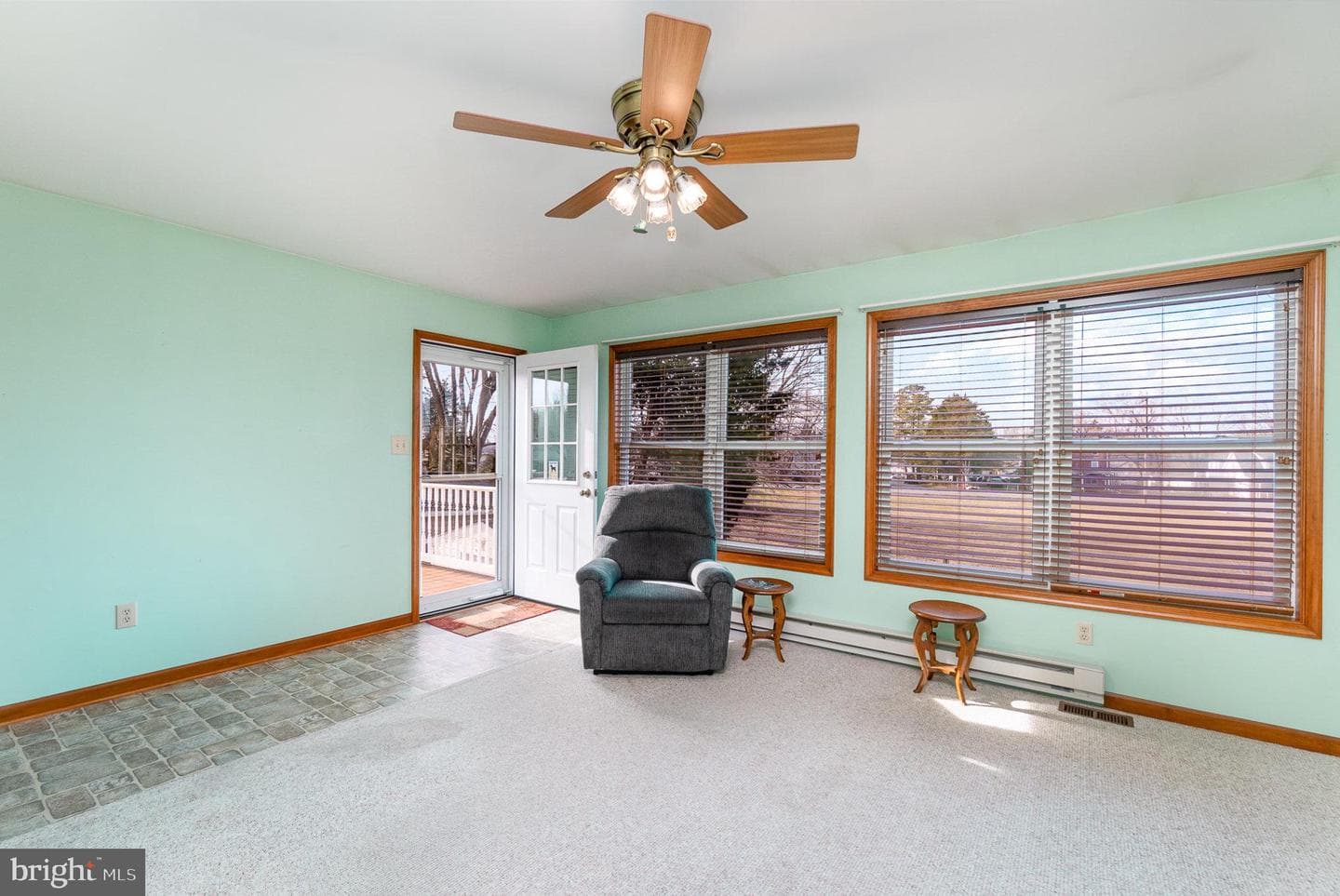 53 Lincoln Avenue photo 11