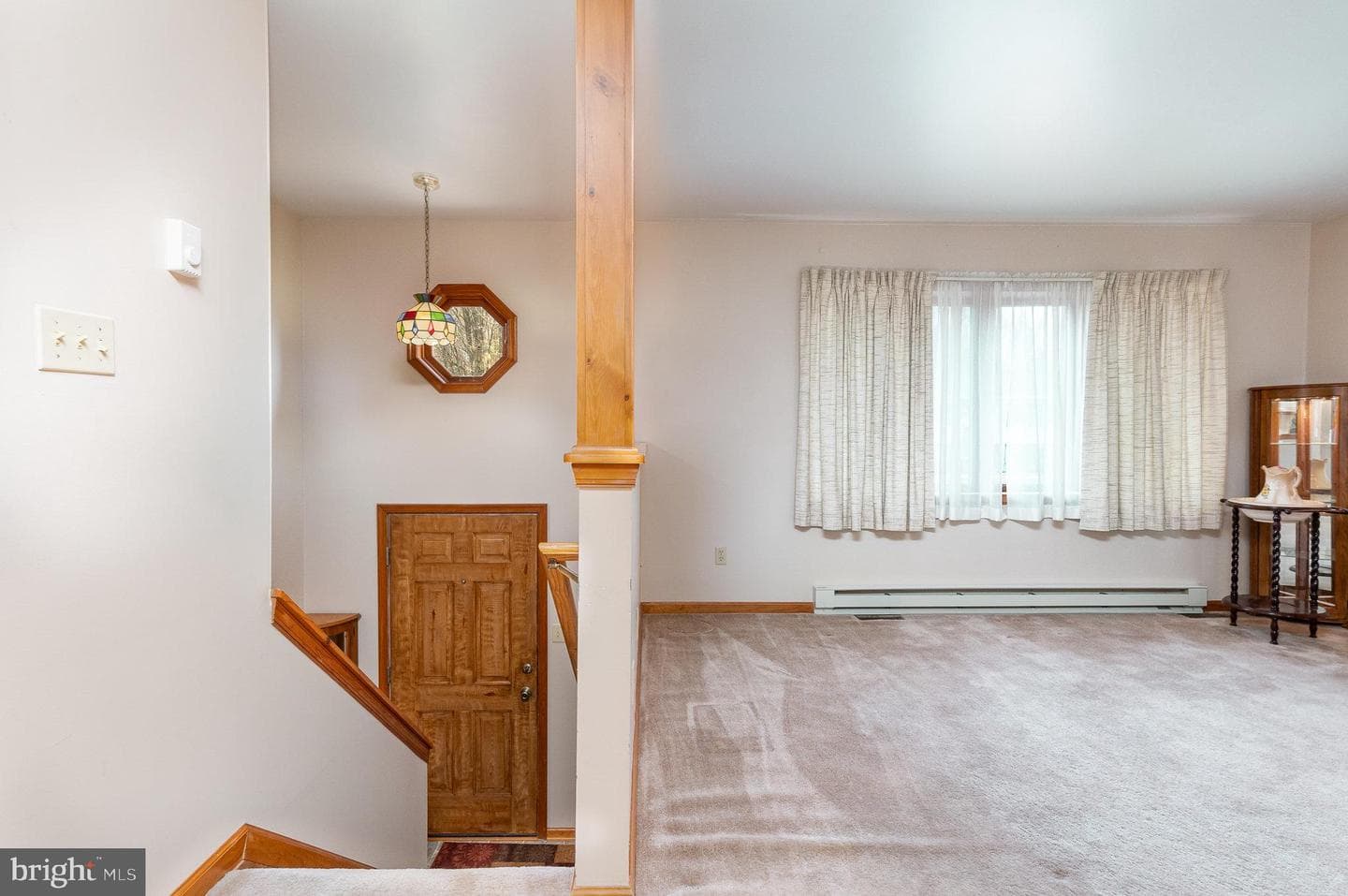53 Lincoln Avenue photo 3