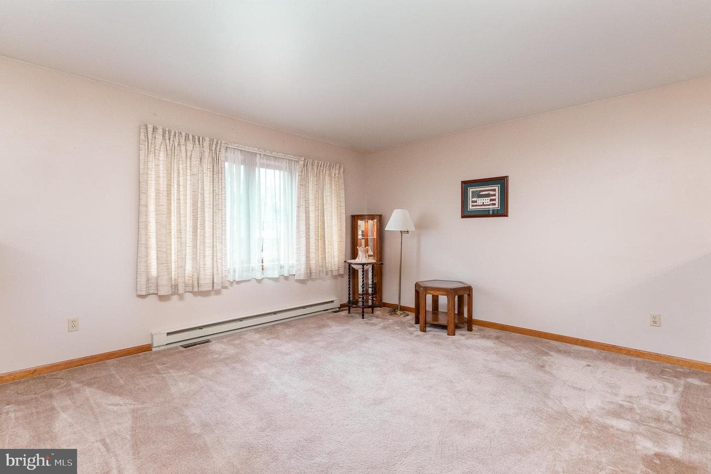 53 Lincoln Avenue photo 5
