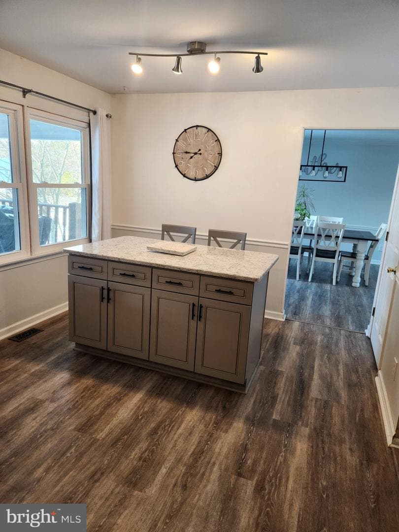 108 Stratton Circle photo 10