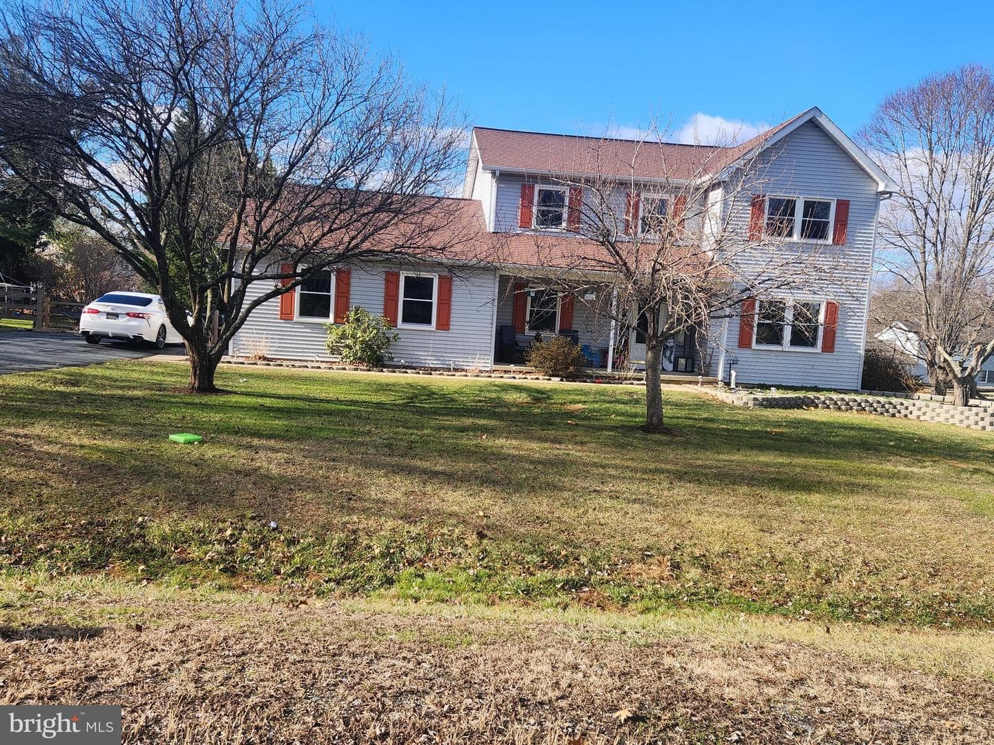 108 Stratton Circle photo 2