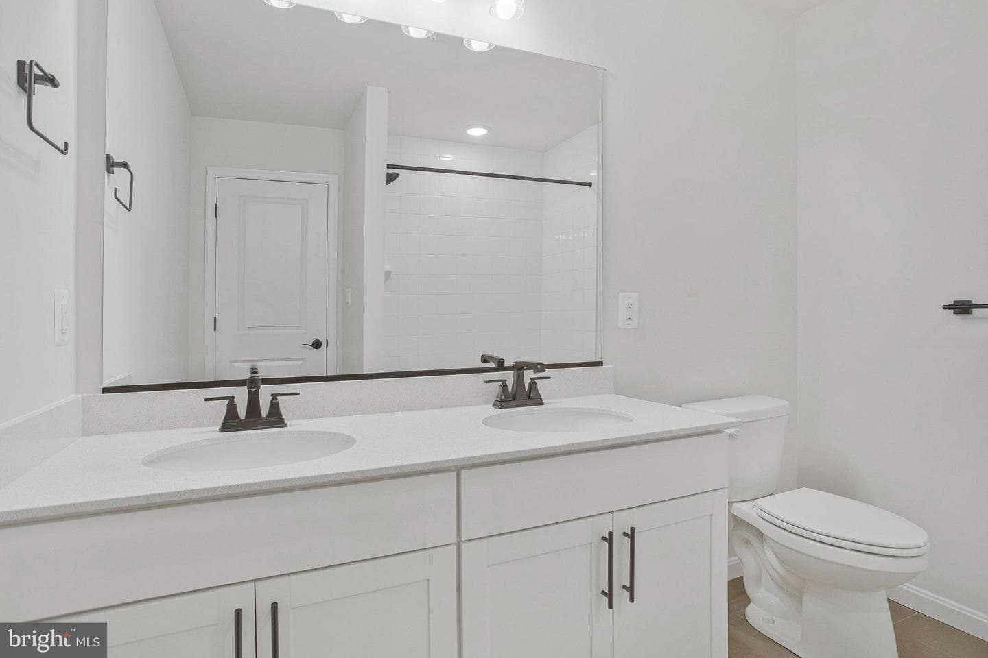 9 Poplar Court photo 39