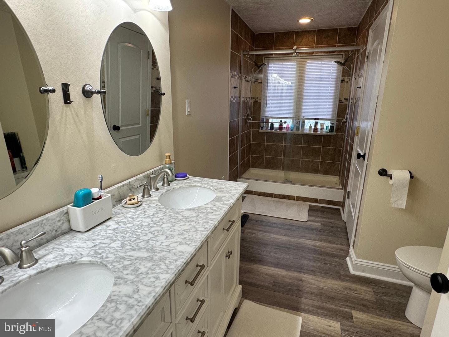 401 Piney Point Road photo 23