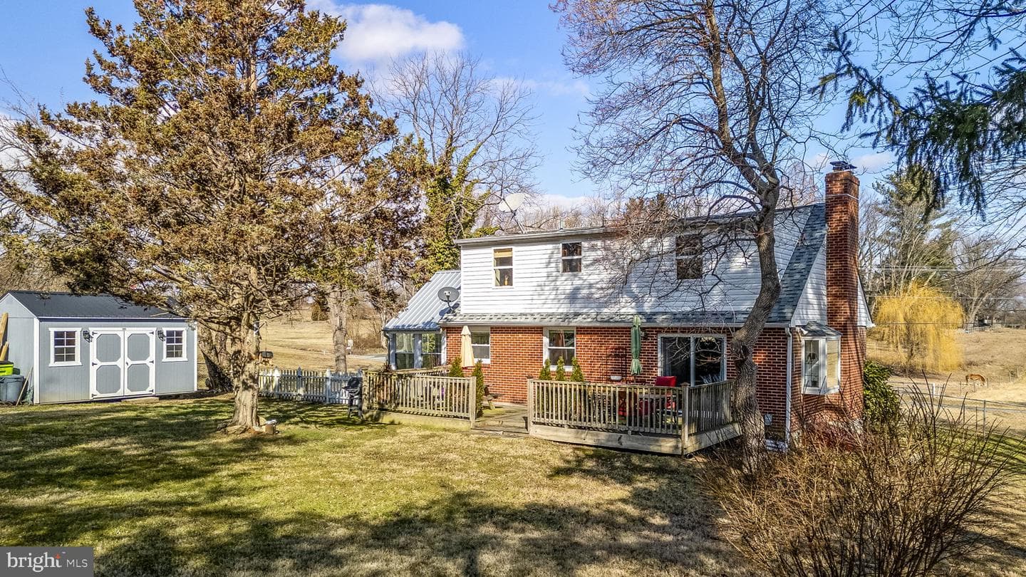 2665 Red Toad Road photo 7