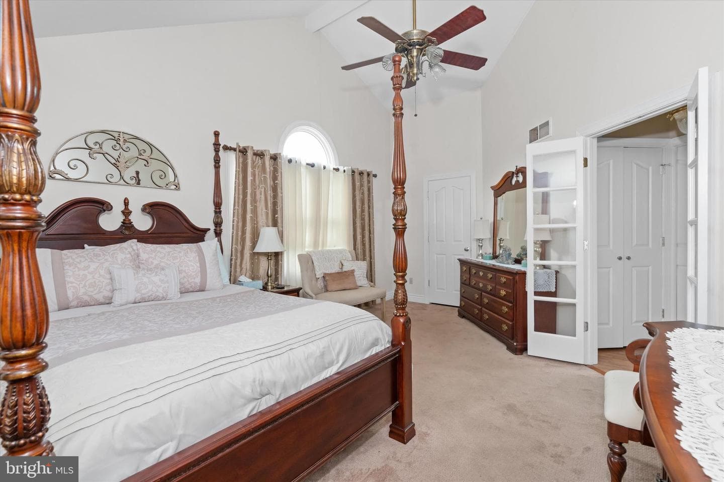 300 Bohemia Avenue photo 106