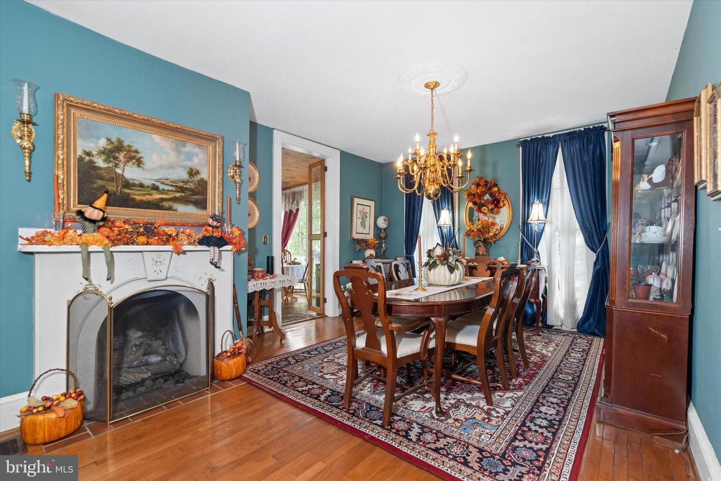 300 Bohemia Avenue photo 29