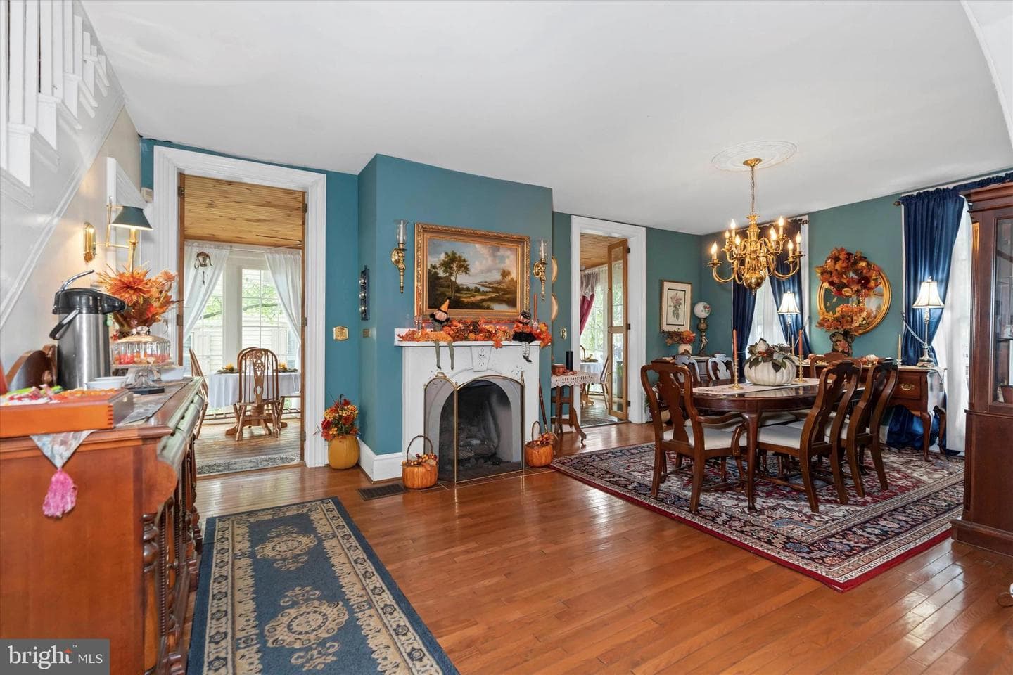 300 Bohemia Avenue photo 31