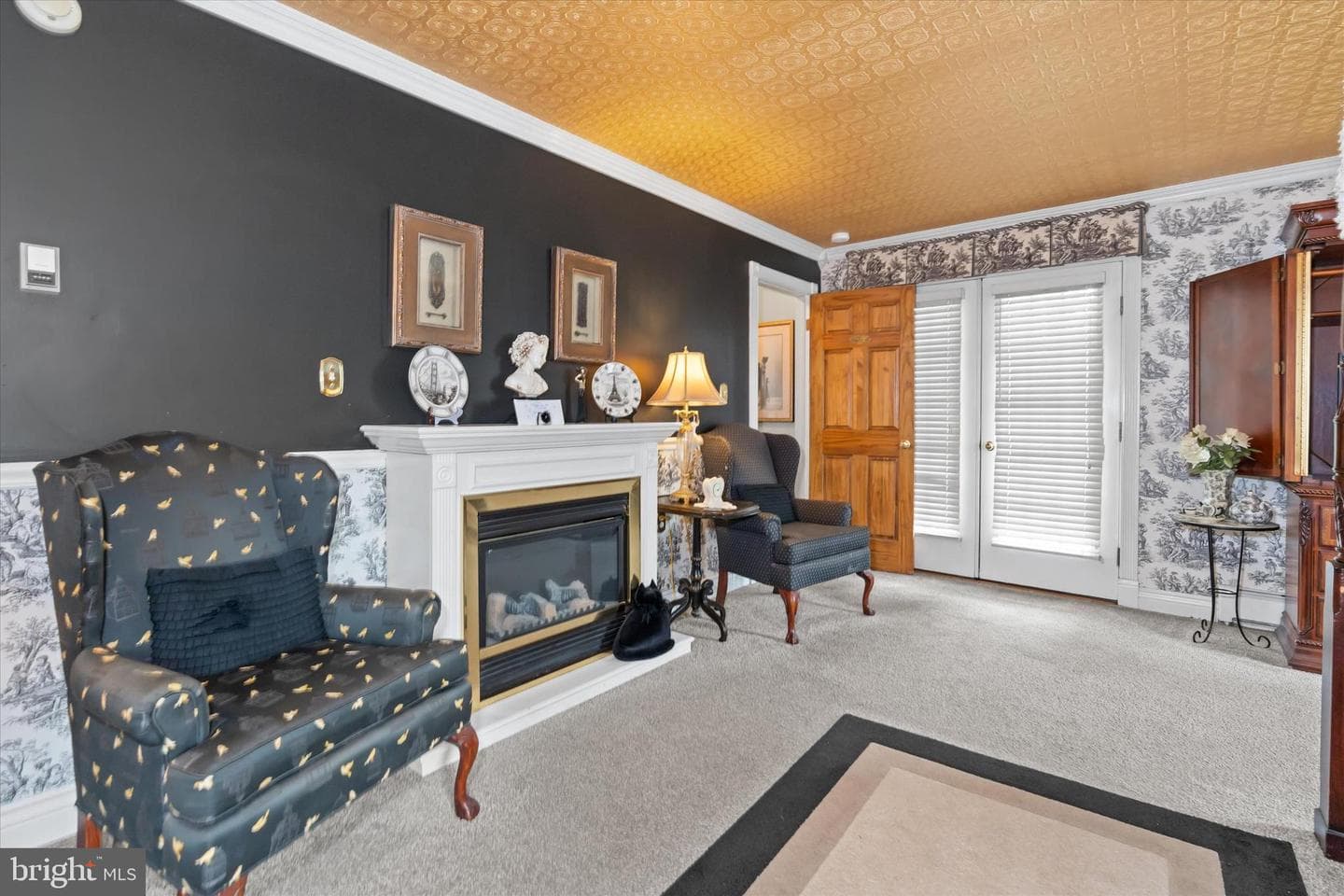 300 Bohemia Avenue photo 44
