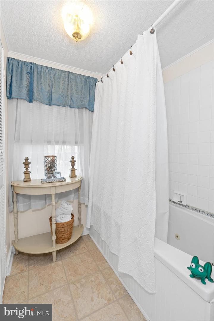 300 Bohemia Avenue photo 72