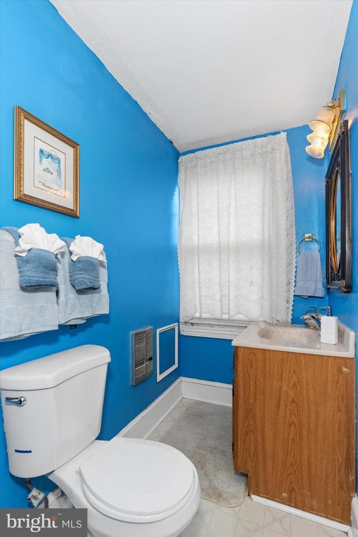 300 Bohemia Avenue photo 80