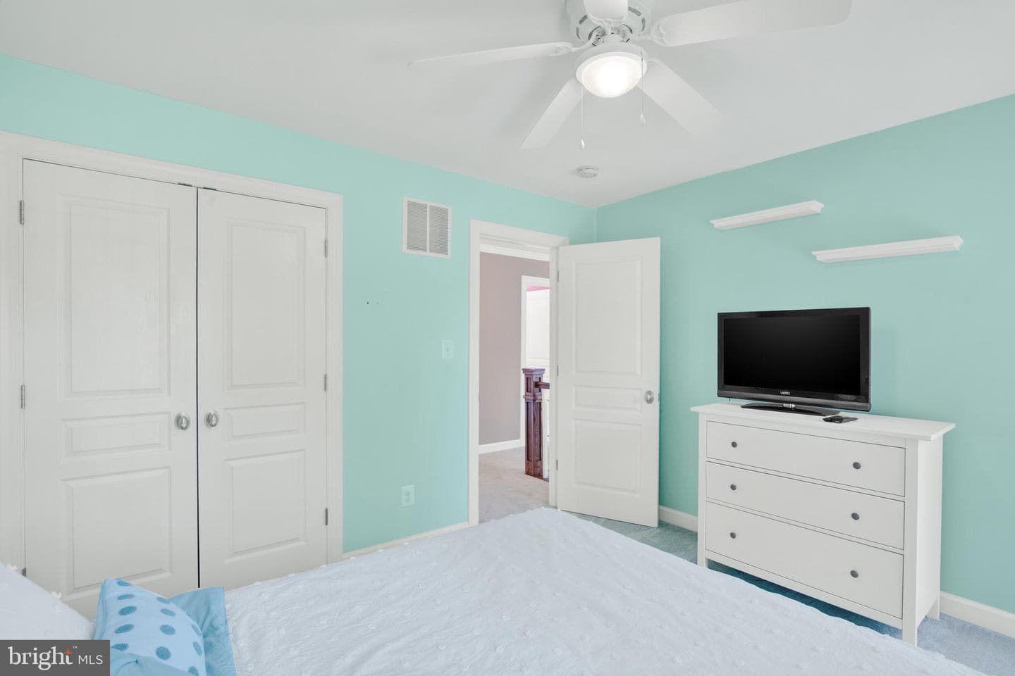16 Candice Drive photo 29