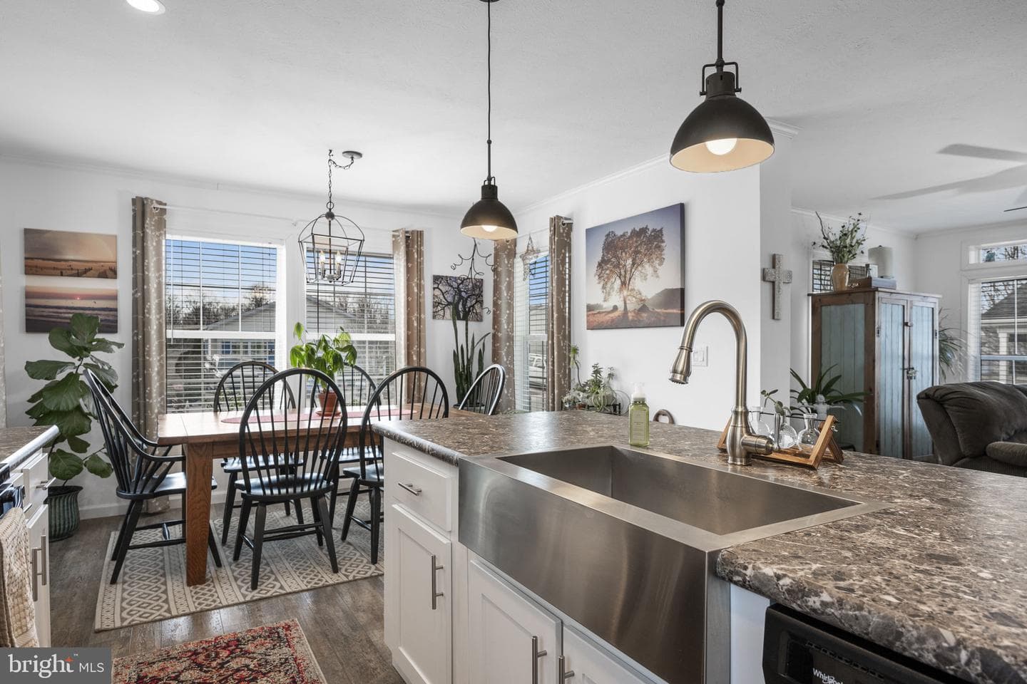115 Curry Avenue photo 12