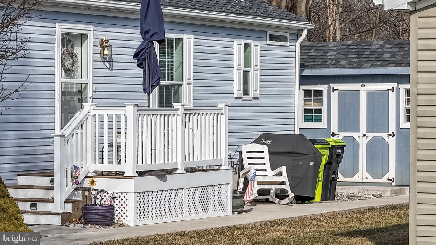 115 Curry Avenue photo 21