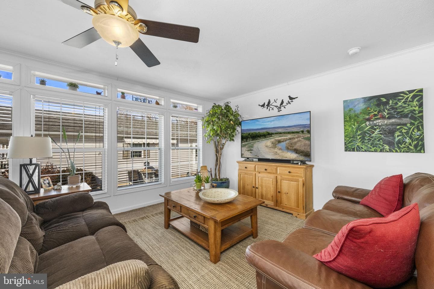 115 Curry Avenue photo 6