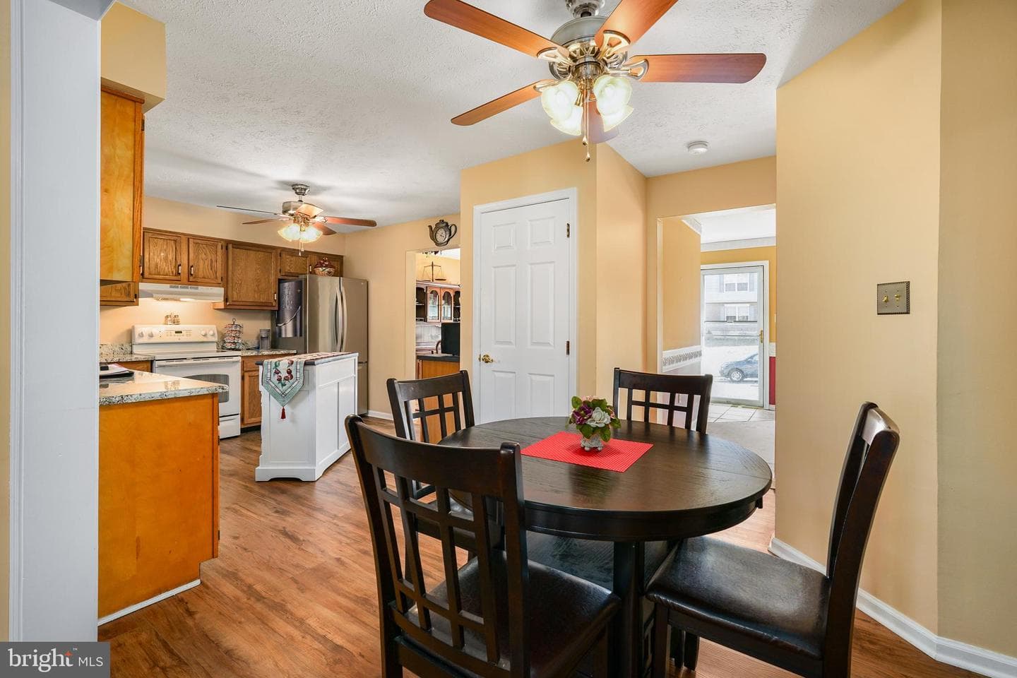 102 Independence Drive photo 5