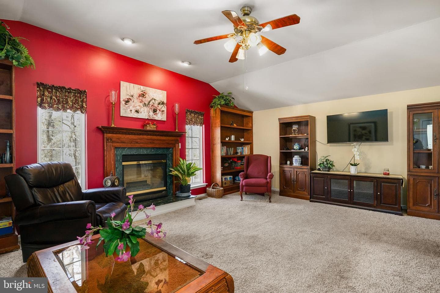 102 Independence Drive photo 9