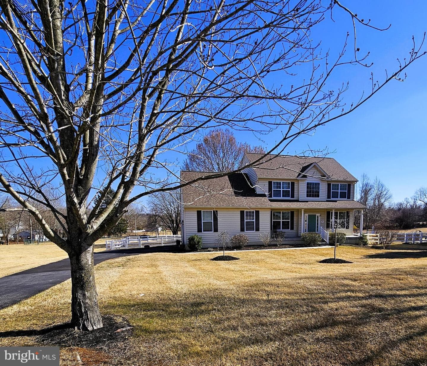 26 Sunburst Drive photo 2