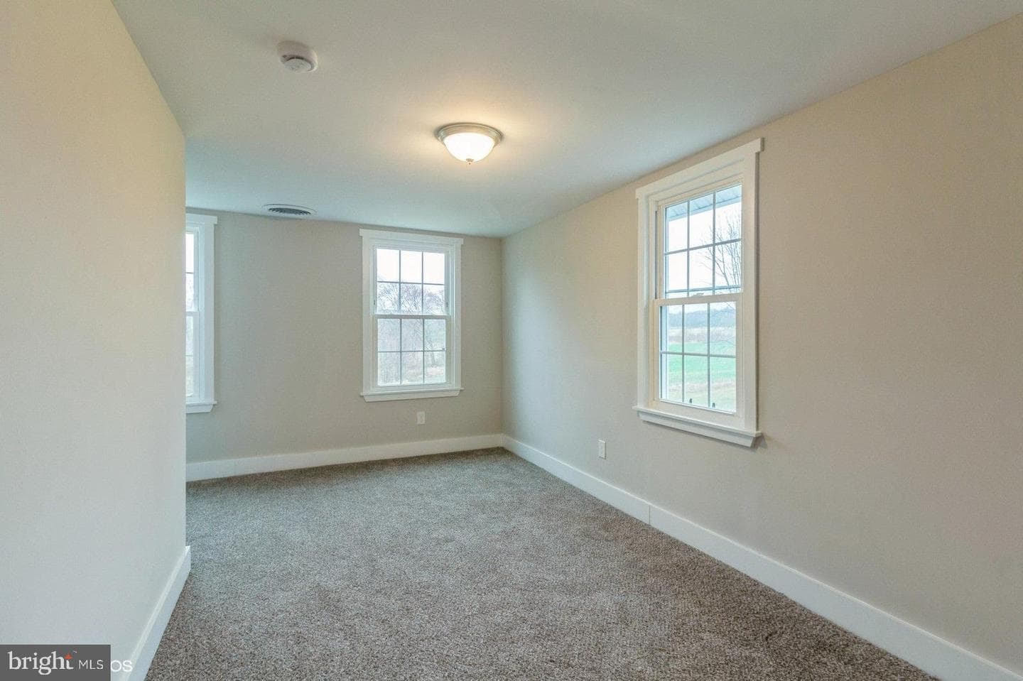 549 Barnes Corner Road photo 6