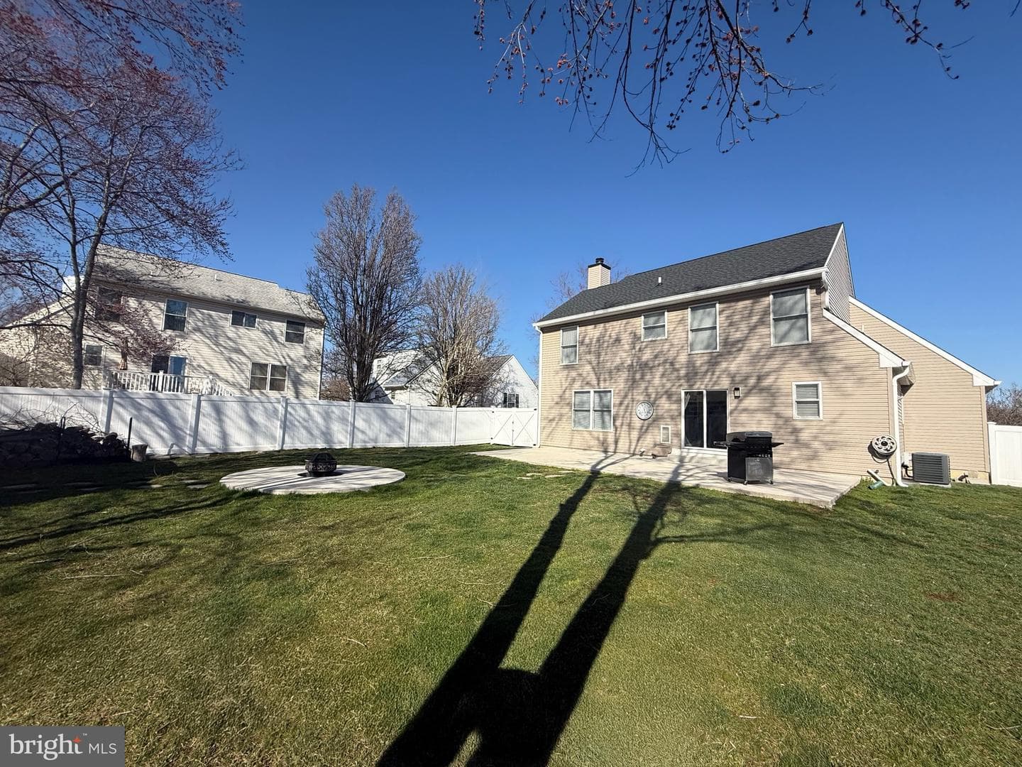 121 Chestnut Drive photo 18