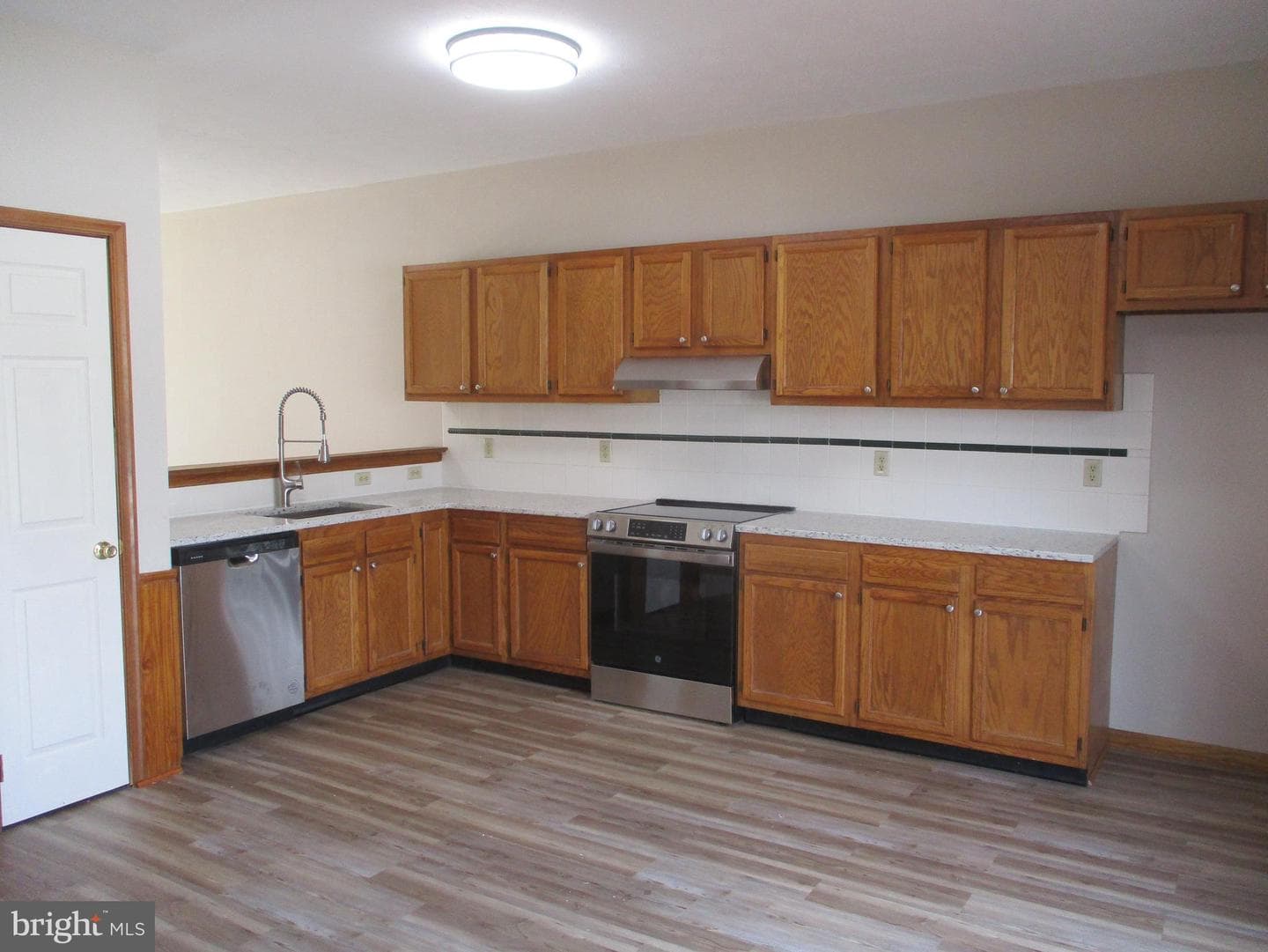 130 Cherry Tree Lane photo 2